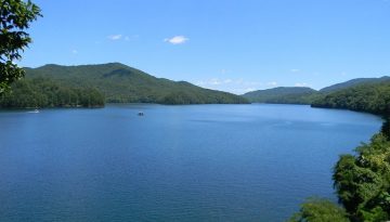 1280px-Fontana_Lake